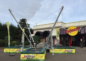 bungee trampoline attracties